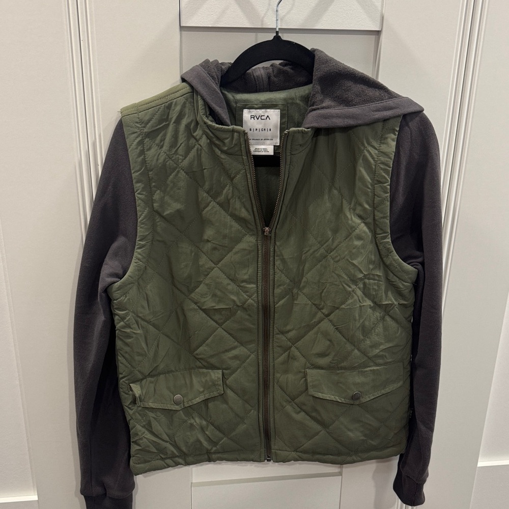 RVCA Green Quilted Jacket with Gray Sleeves and hoodie